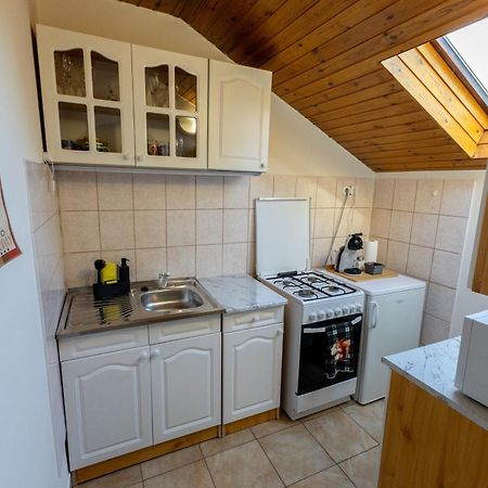 Kismokus Apartman Eger Luaran gambar